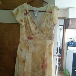 Yellow dress with punk flowers